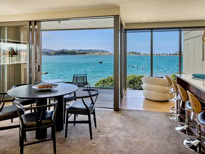 S408/326 Evans Bay Parade, Hataitai