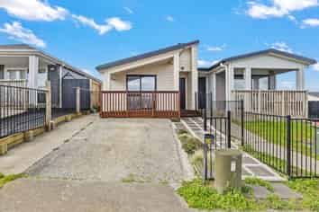 3B Cronshaw Road, Karaka