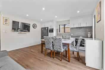 3B Cronshaw Road, Karaka