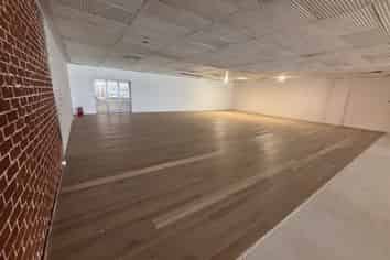 Showroom Opportunity – 51–53 The Strand