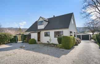 7 The Whistlestop, Clyde