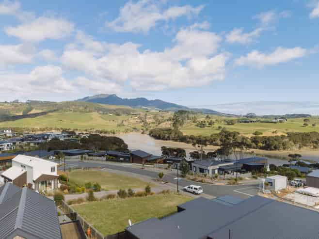 3 Omahina Street, Raglan