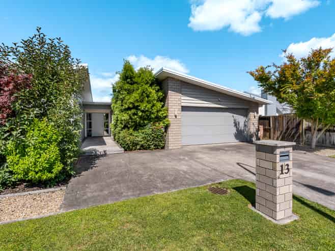 13 Lilac Close, Cambridge