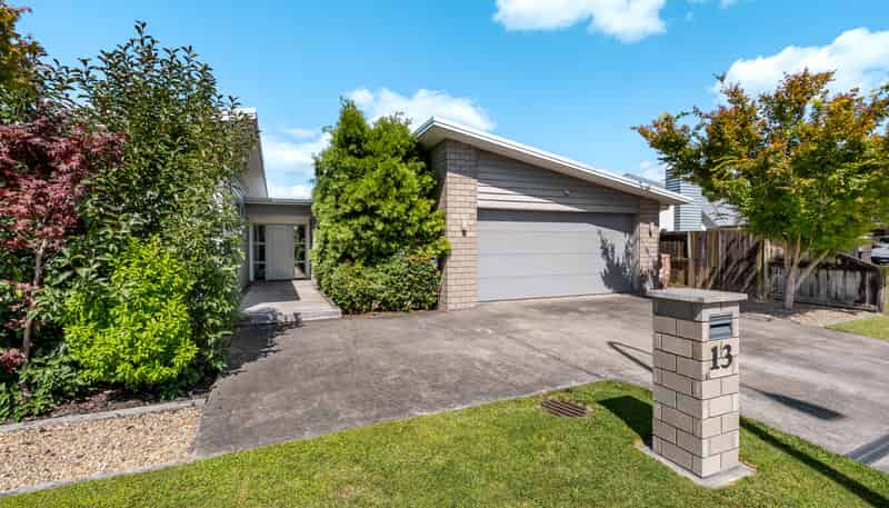 13 Lilac Close, Cambridge