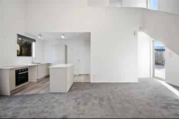 5/514 Cashel Street, Linwood