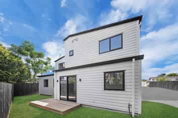 13C Ewbank Place, Manurewa