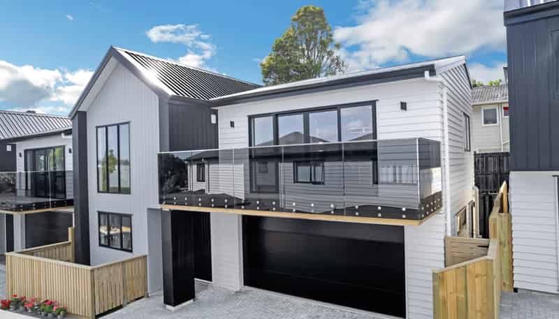 15B Lavery Place, Sunnynook