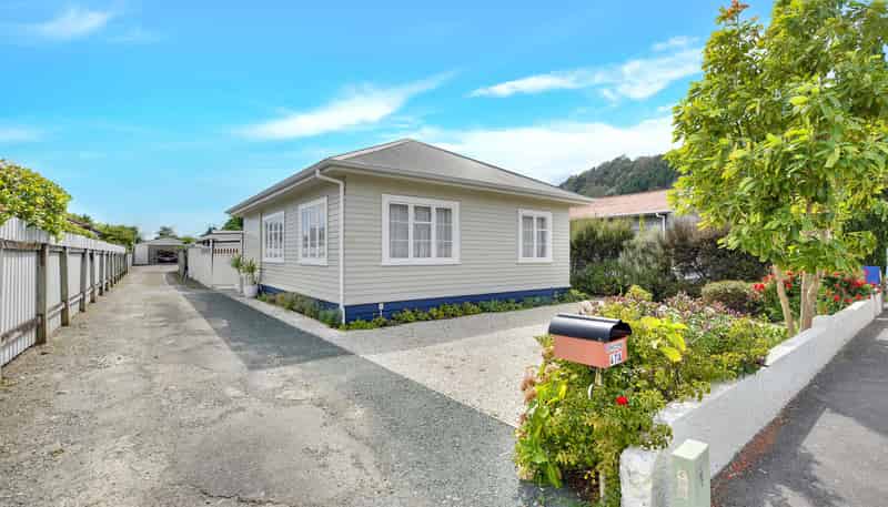 49 Weka Street, The Wood