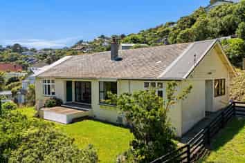 106 Volga Street, Island Bay