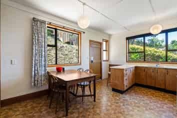 106 Volga Street, Island Bay