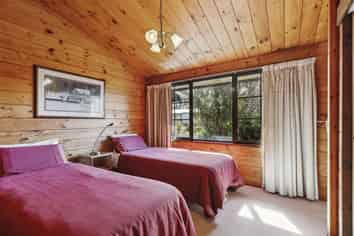 28 John Witton Drive, Crofton Downs