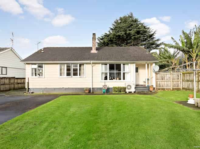 28 Coral Crescent, Panmure