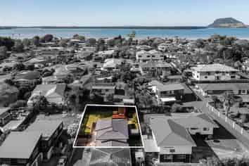 7b Tarata Street, Matua