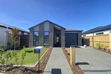 12 Silvergrass Way, Rolleston