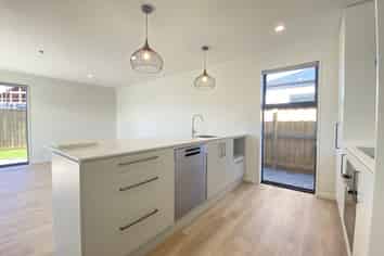 12 Silvergrass Way, Rolleston