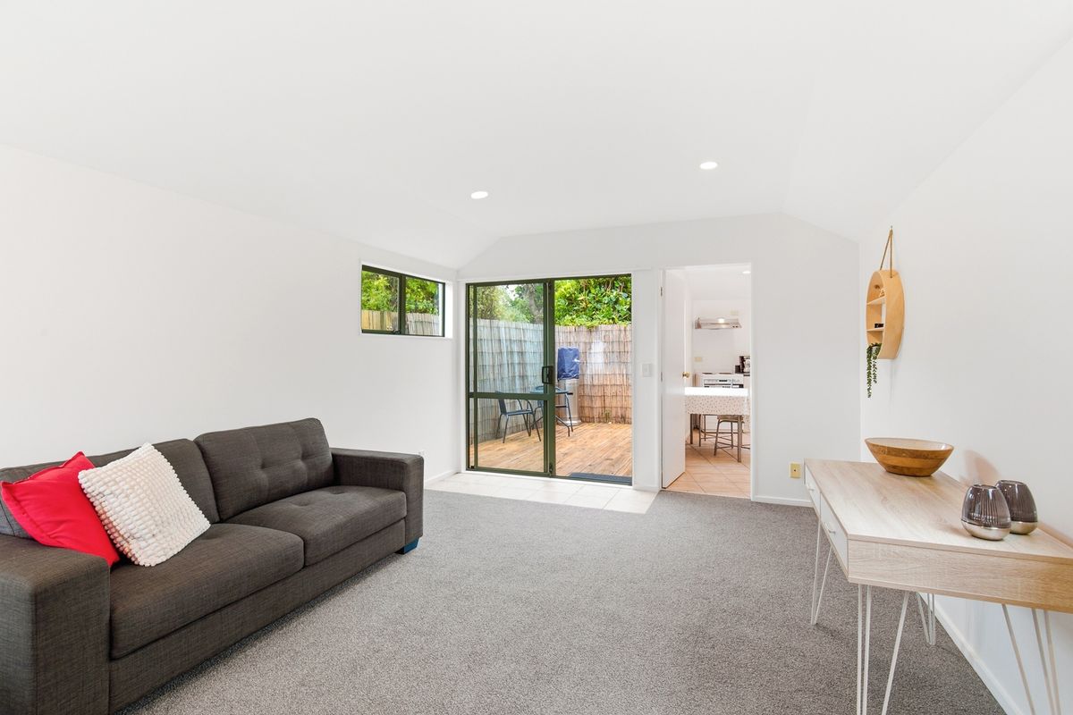 WHERE FREEHOLD FREEDOM MEETS PRIME LOCATION – pohled 4