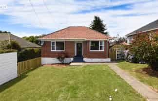 8 Holyrood Avenue, Wakari