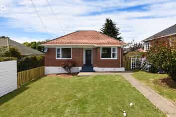 8 Holyrood Avenue, Wakari