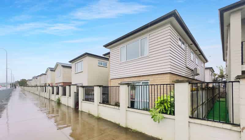 242 Murphys Road, Flat Bush