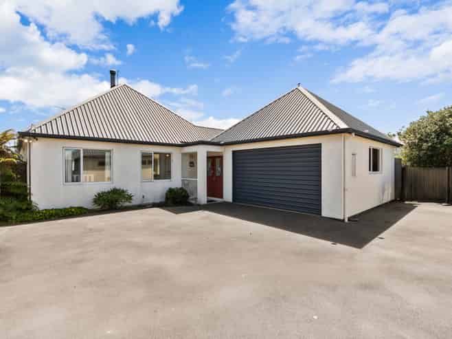 2/725 Main North Road, Belfast