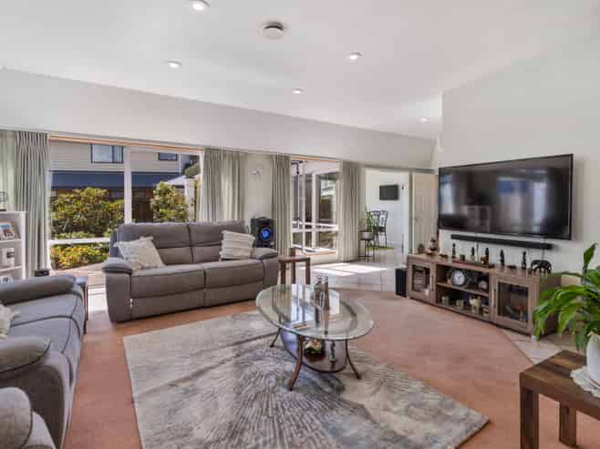 2/725 Main North Road, Belfast