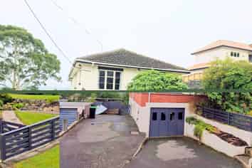 32 Teignmouth Street, Abbotsford