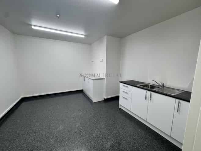 3,000sqm A-Grade DC with Yard & Canopy