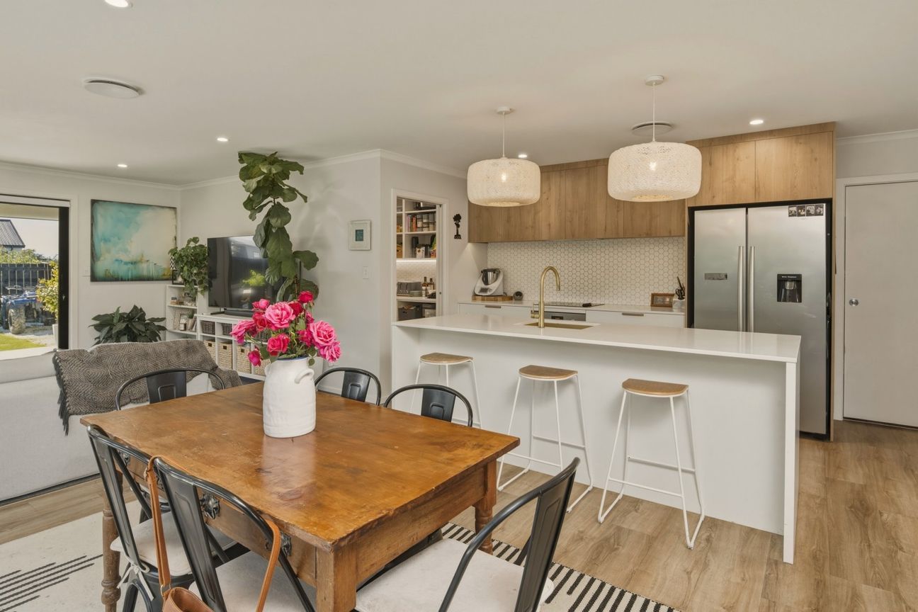 Easy living, exceptional location - Widok 2