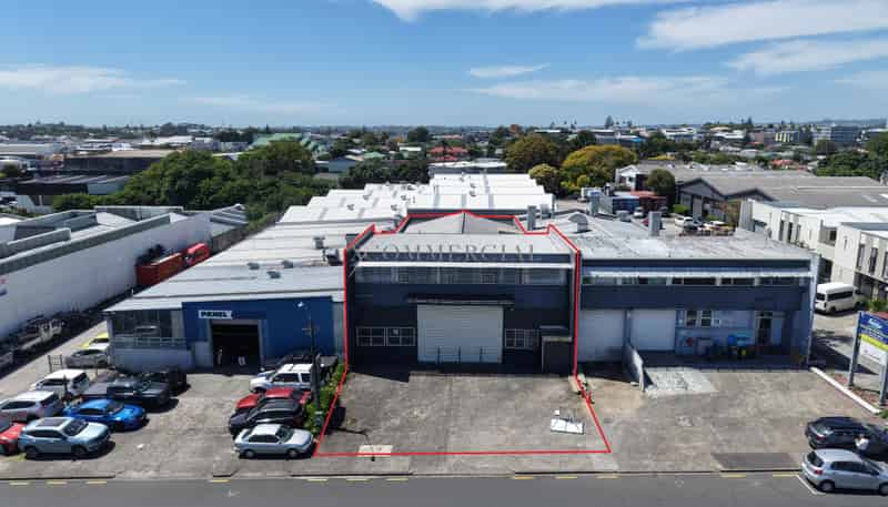 16 Marjorie Jayne Crescent, Otahuhu