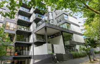 5J/132 Vincent, Auckland Central