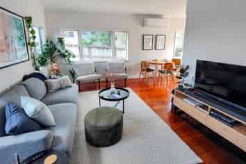 1/63 Pupuke Road, Birkenhead