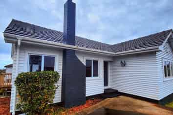 1/63 Pupuke Road, Birkenhead