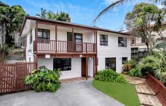 10 Marco Place, Highland Park