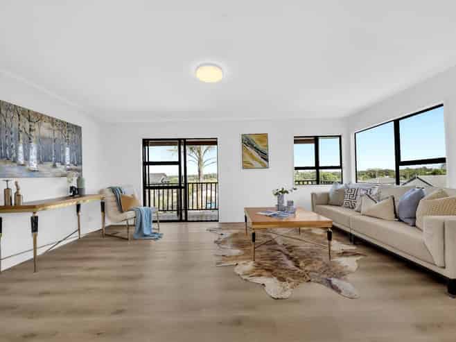 10 Marco Place, Highland Park