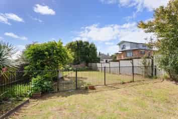 249A Great North Road, Henderson