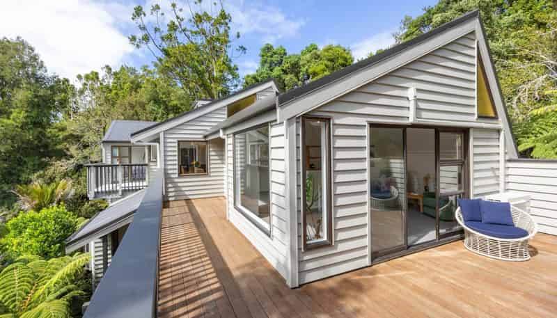 48 Tinopai Road, Titirangi