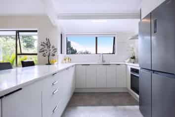 48 Tinopai Road, Titirangi