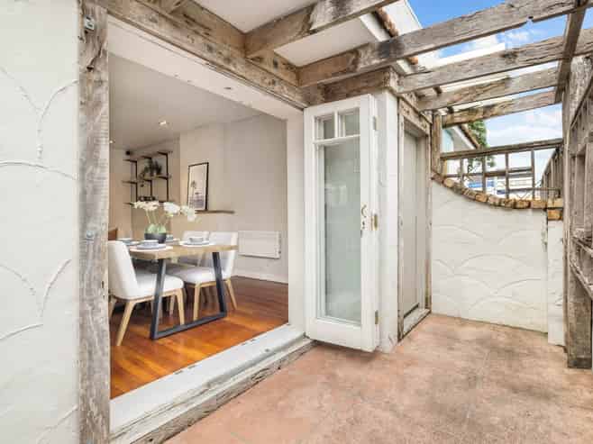 2/542 Parnell Road, Parnell