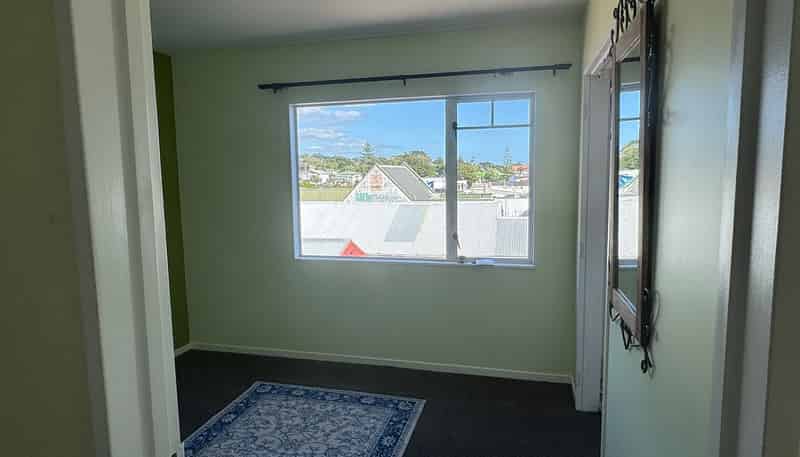 88 Commercial Road, Helensville