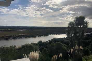 88 Commercial Road, Helensville