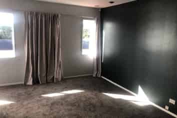 88 Commercial Road, Helensville