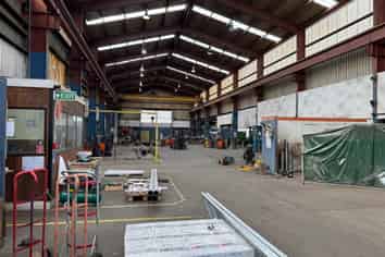 Large Engineering Workshop + Yard