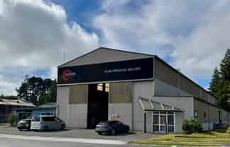 Large Engineering Workshop + Yard