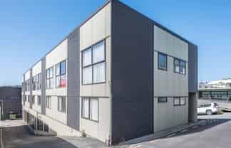 2/7 Hall Avenue, Newtown