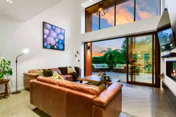 13b Renoir Avenue, Belmont