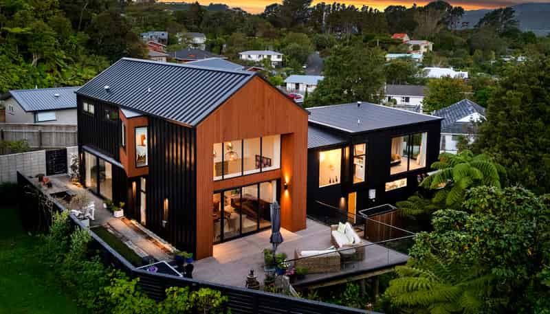 13b Renoir Avenue, Belmont