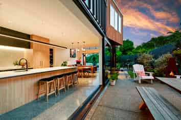 13b Renoir Avenue, Belmont