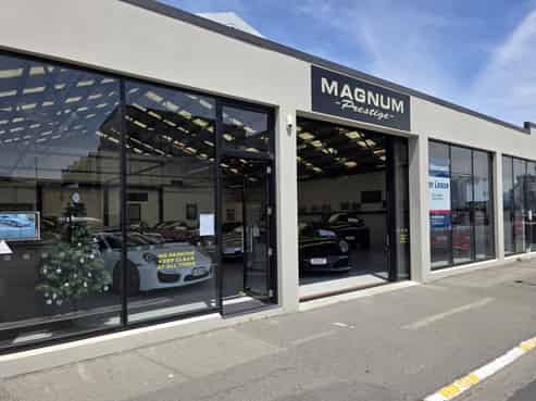 Classy CBD Mixed-Use Showroom & Warehouse