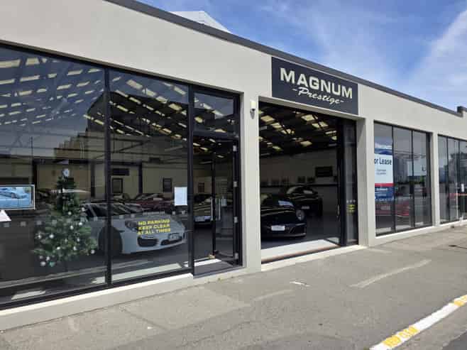 Classy CBD Mixed-Use Showroom & Warehouse