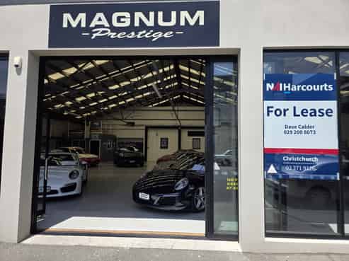 Classy CBD Mixed-Use Showroom & Warehouse